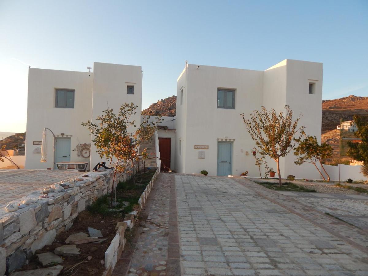 מיקרי ויגלה Armonia Studios, Apartments & Villa מראה חיצוני תמונה