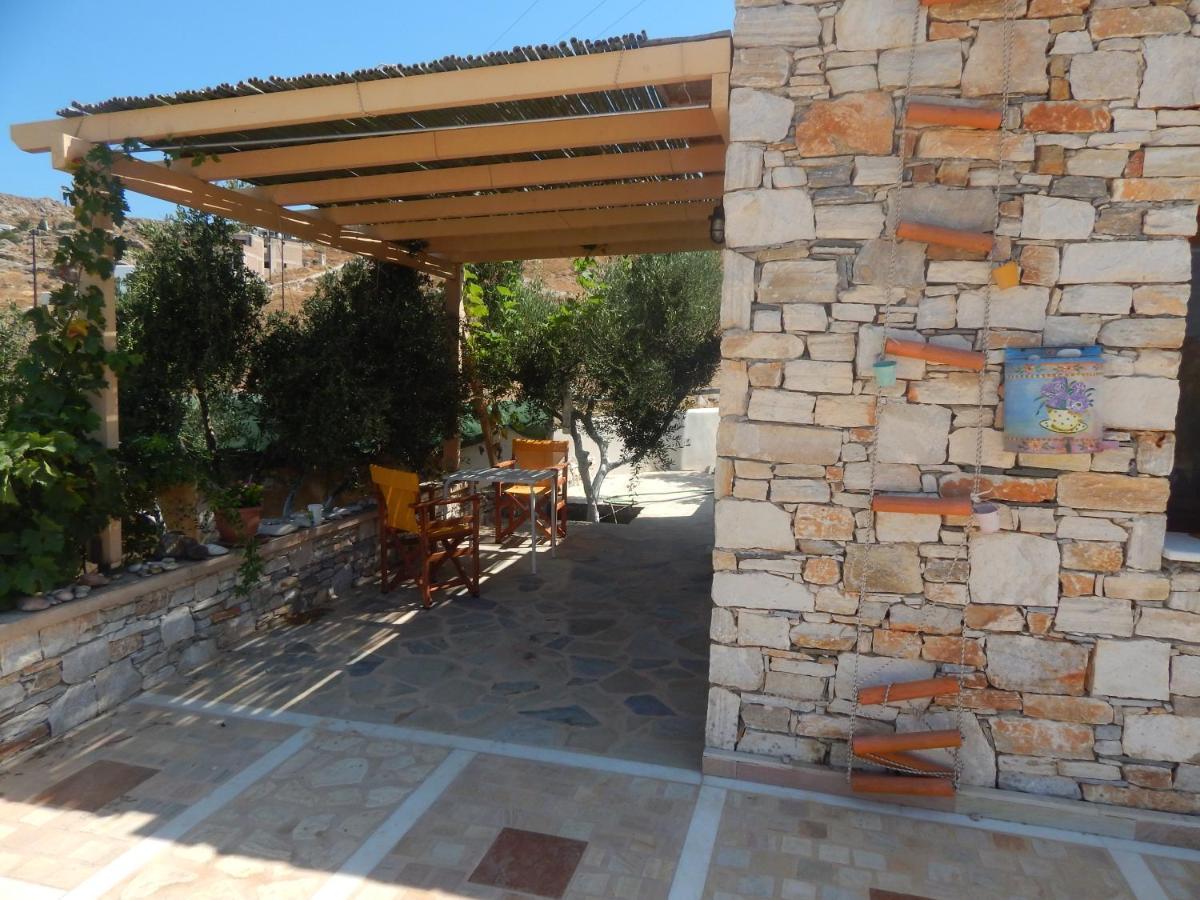 מיקרי ויגלה Armonia Studios, Apartments & Villa מראה חיצוני תמונה