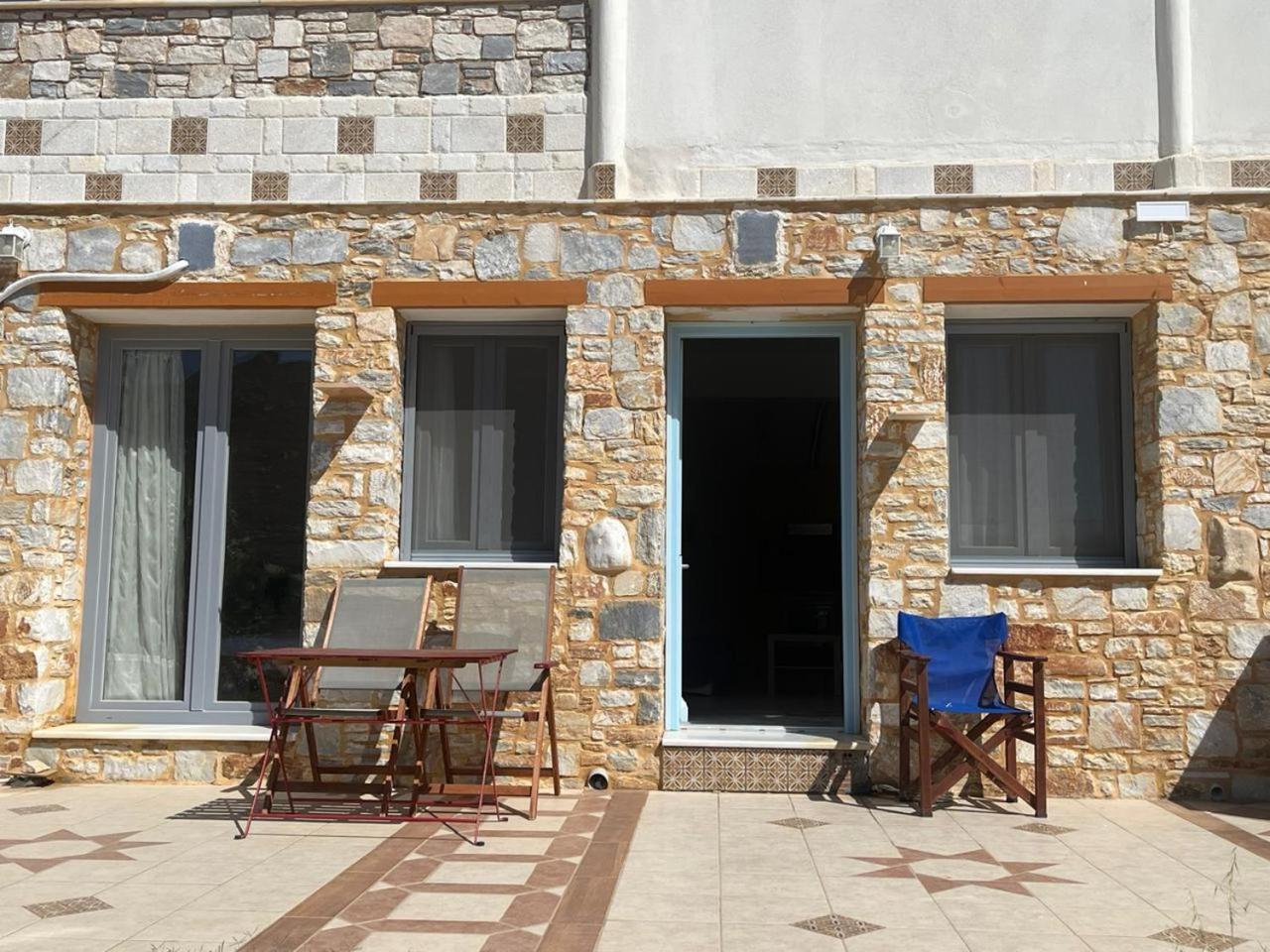 מיקרי ויגלה Armonia Studios, Apartments & Villa מראה חיצוני תמונה